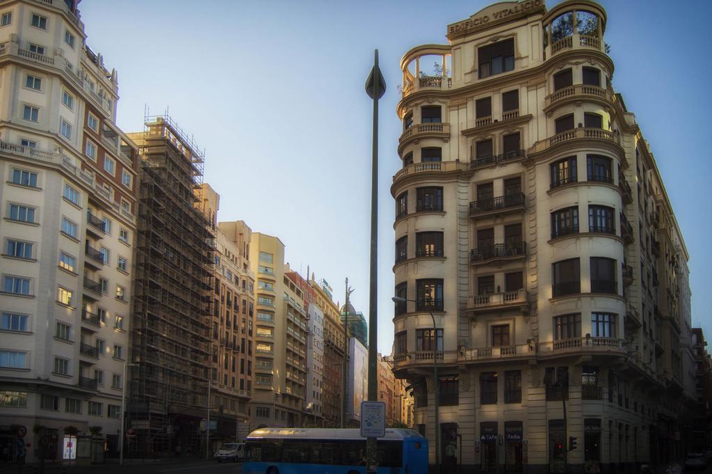 Smartrental Madrid Gran Via Apartments Екстер'єр фото