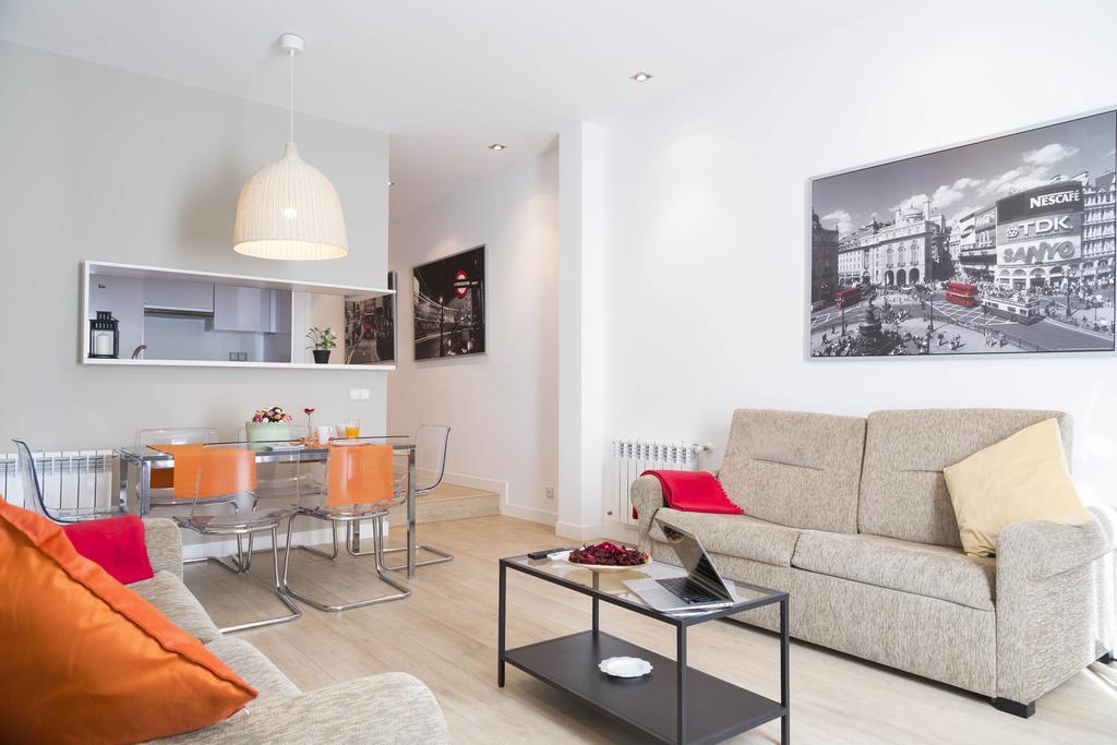 Smartrental Madrid Gran Via Apartments Екстер'єр фото