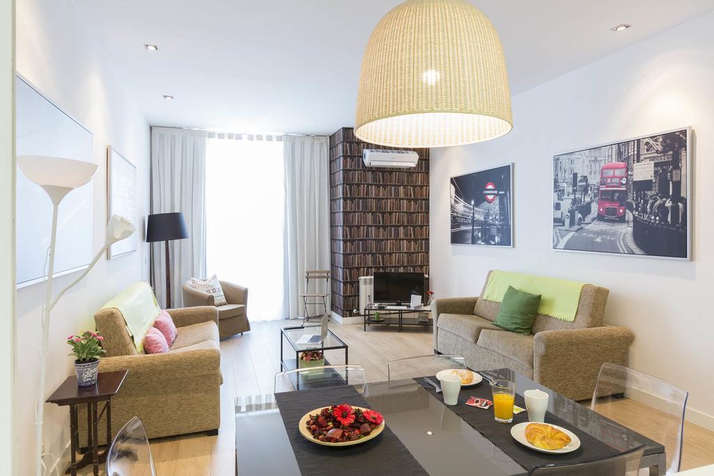 Smartrental Madrid Gran Via Apartments Екстер'єр фото