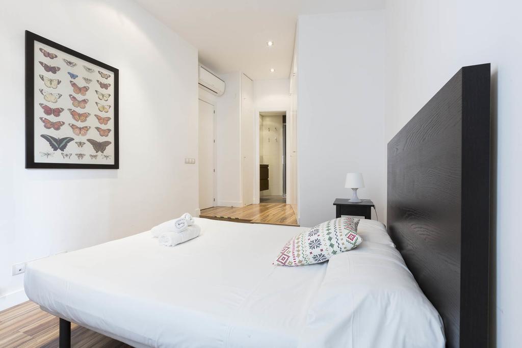 Smartrental Madrid Gran Via Apartments Екстер'єр фото